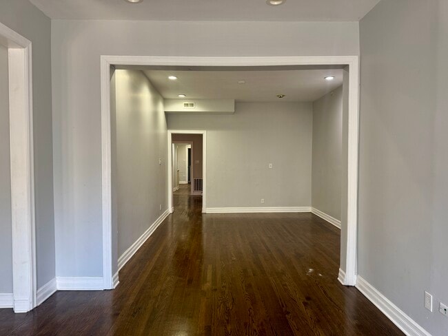 Building Photo - 1651 S Drake Ave