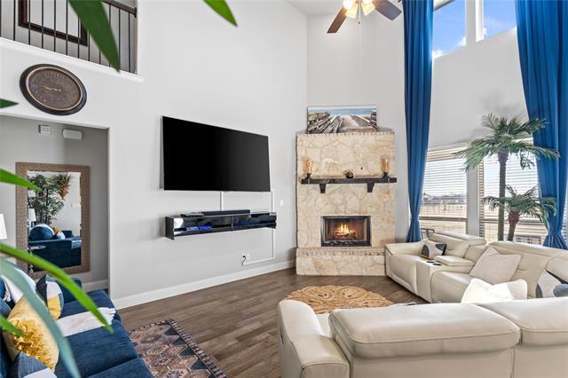 Building Photo - 6017 Mango Dr