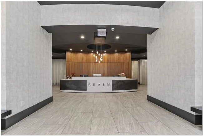 Building Photo - 3324 Peachtree Rd NE