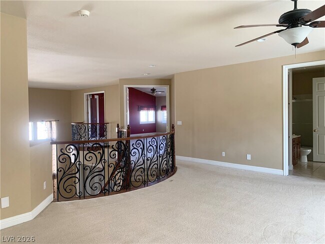 Building Photo - 10660 Lago Cantini St