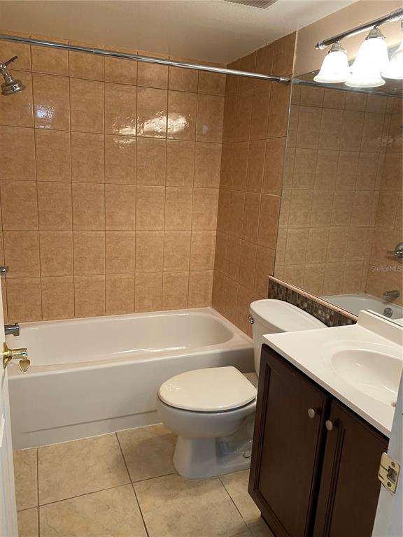 Building Photo - 225 Caryl Way