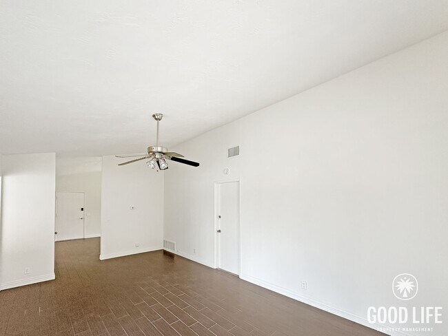 Building Photo - Spacious 3BR/2BA Home with 2-Car Garage in Lake Forest, CA – Great Location