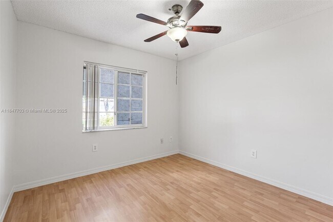 Building Photo - 14202 SW 151st Ct