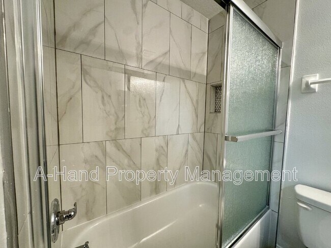 Building Photo - 522 Australian Way