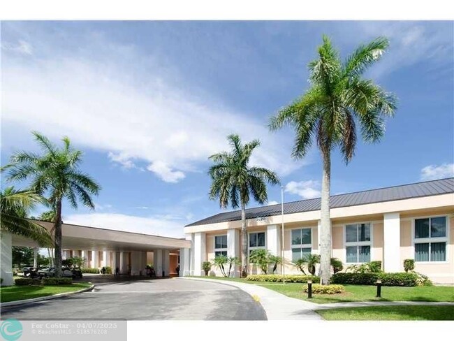Building Photo - 9702 S Belfort Cir