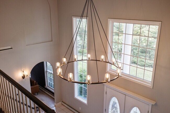 Building Photo - 321 Museum Village Rd