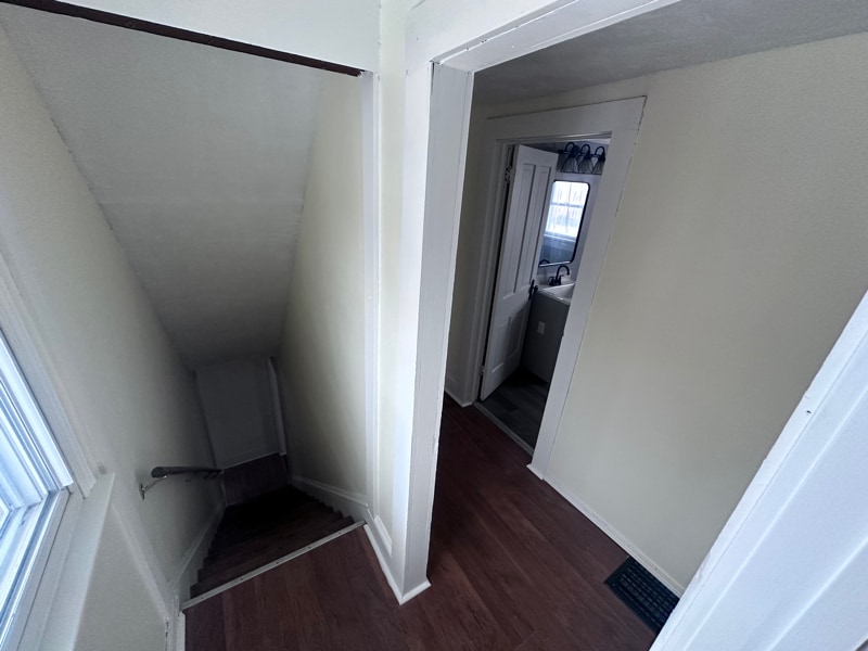 Building Photo - 477 E Martin St