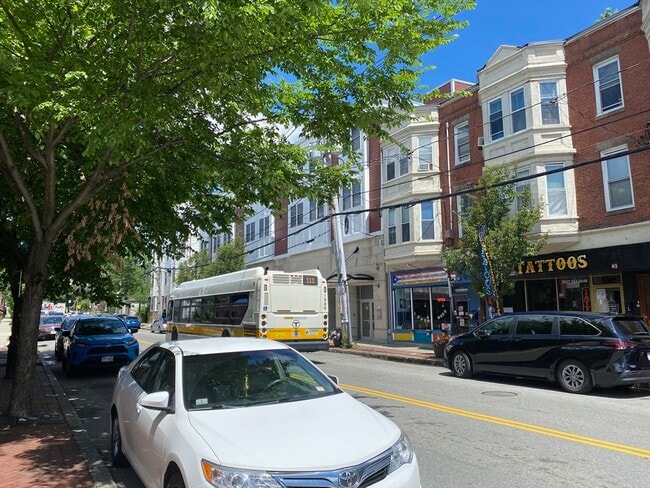 Primary Photo - 183 Washington Ave