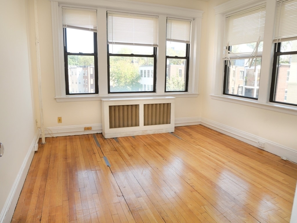 *Pictures are representative samples of the advertised unit. In some cases, the actual units you tou - 217 Saint Paul St