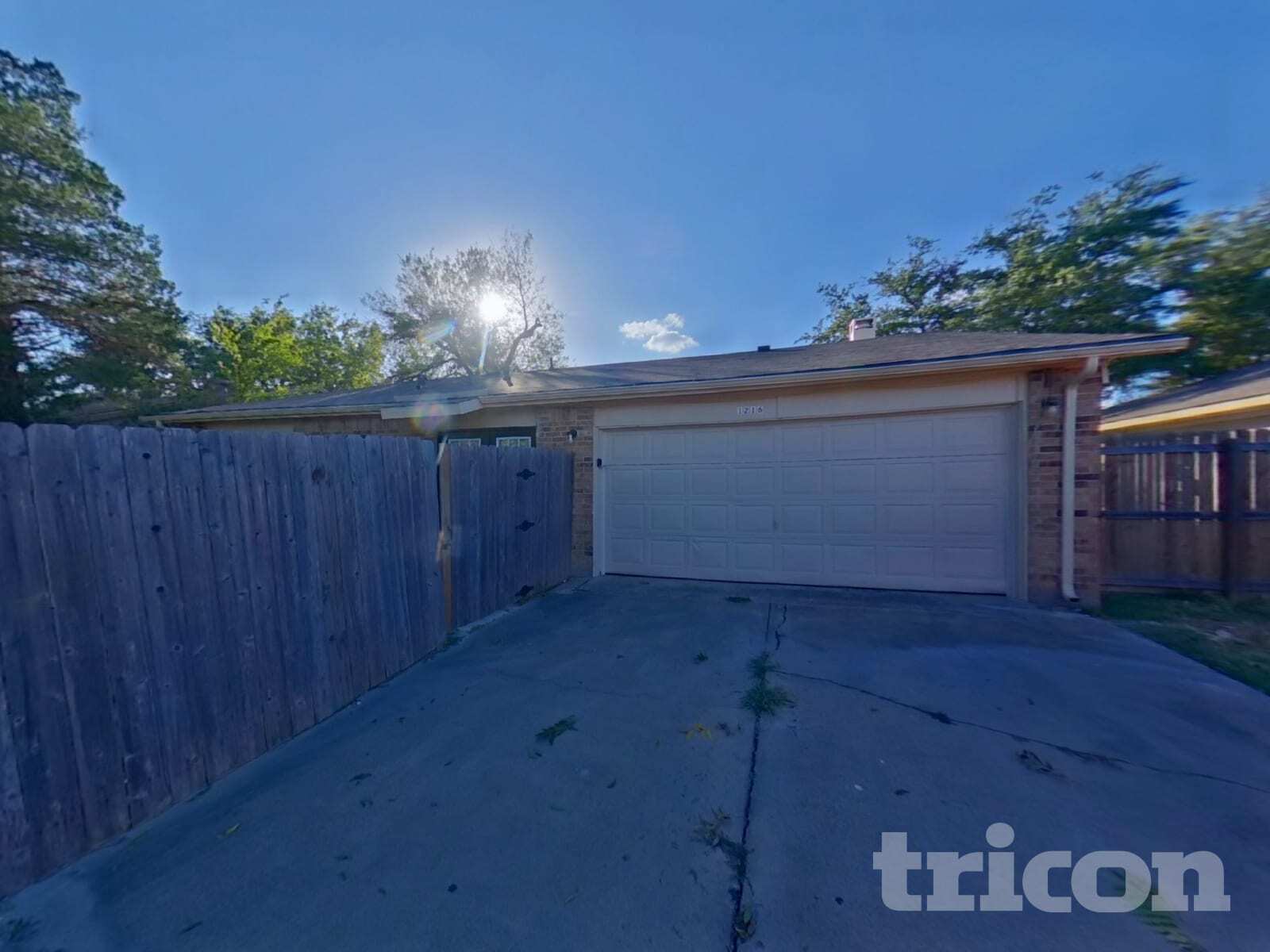 Building Photo - 1216 Grinnell Dr