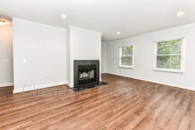 Building Photo - 6857 Washington Blvd