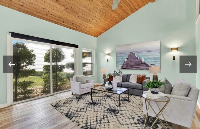Building Photo - 4160 NE Breakwater Dr