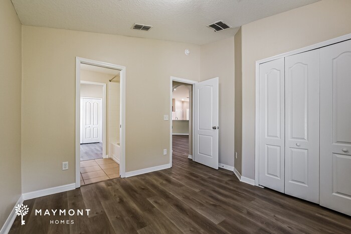 Building Photo - 353 Bella Rosa Cir