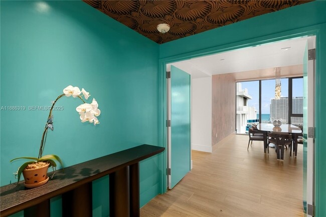 Building Photo - 788 NE 23rd St