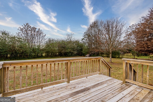 Building Photo - 1181 Glades Rd