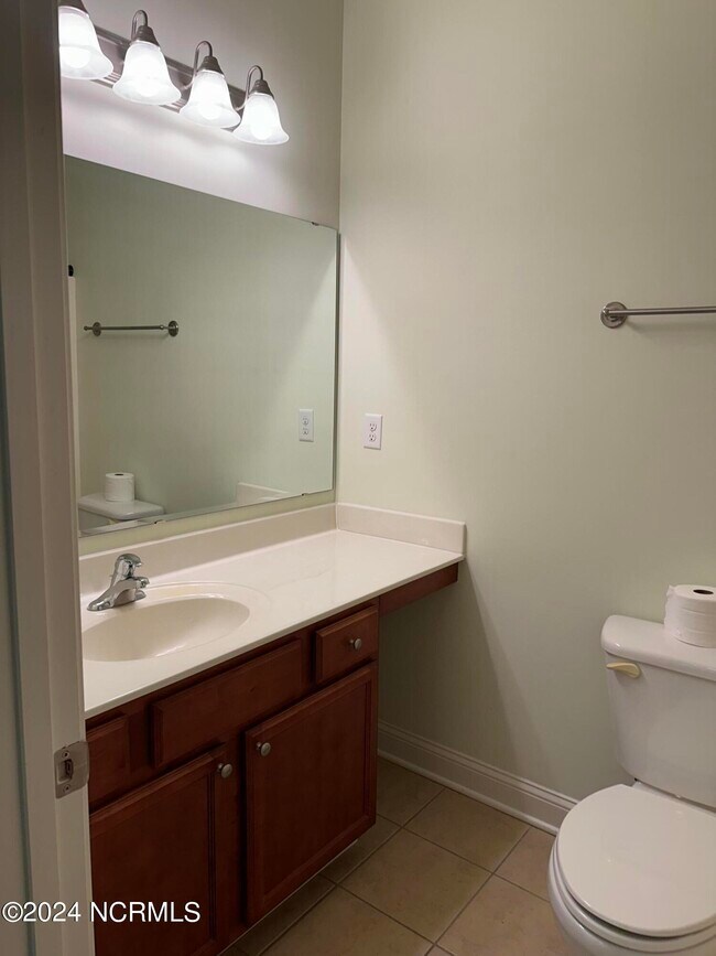 Building Photo - 5046 Exton Park Loop