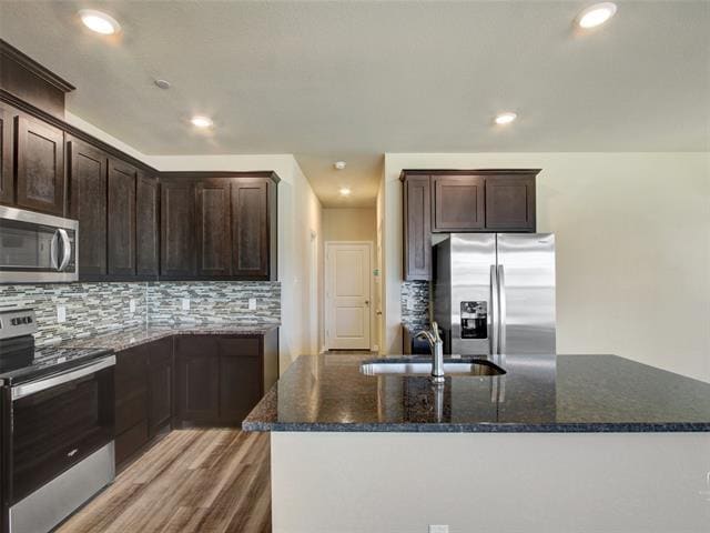 Building Photo - 3225 Solana Cir