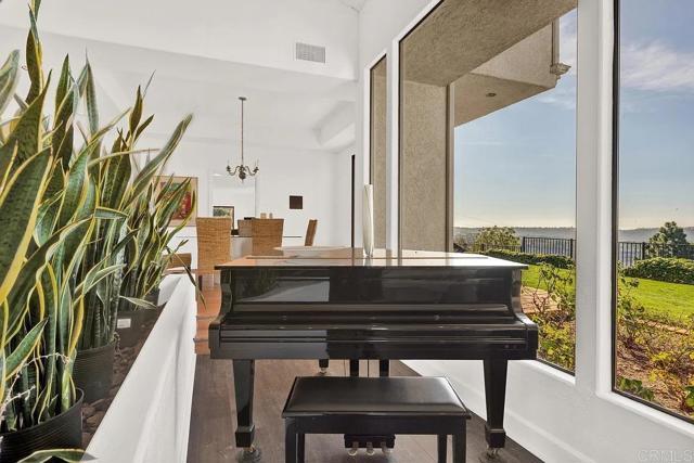 Building Photo - 3230 Piragua St