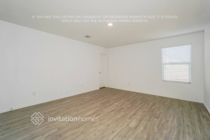 Building Photo - 10539 McClintock Dr