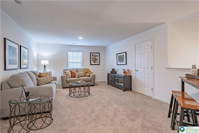 Building Photo - 3855 Victors Way