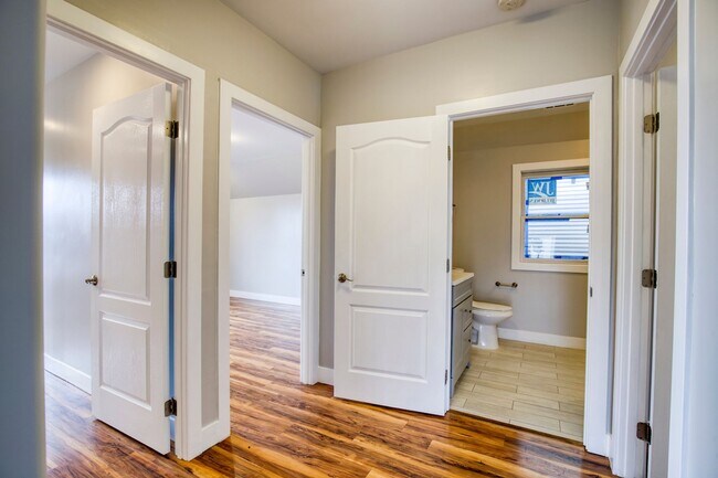 Building Photo - Jyoty