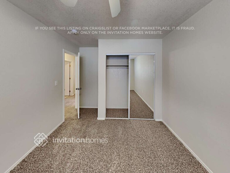 Building Photo - 1575 E Baylor Ln