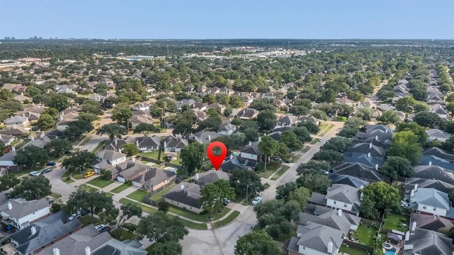 Building Photo - 3830 Landon Park Dr