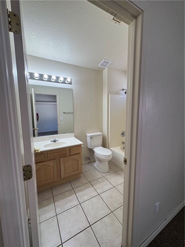Building Photo - 3434 Mineral Park Dr