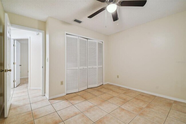 Building Photo - 2342 Tioga Dr