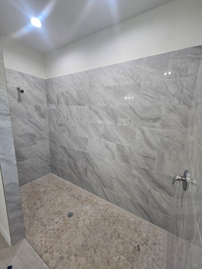 Building Photo - COMING SOON-BRAND NEW CONSTRUCTION-LARGE C...
