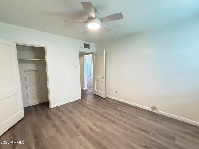 Building Photo - 58 W Encanto Blvd