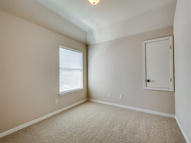 Building Photo - 832 Hidden Springs Ct