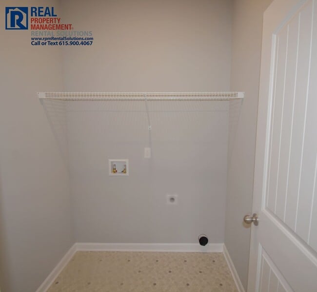 Building Photo - 1142 Bluecreek Cir
