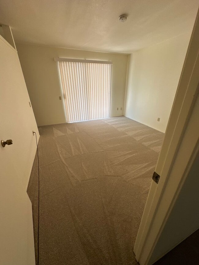 Building Photo - Adorable Rancho 3/2~~!  Please see entire add for viewings!!