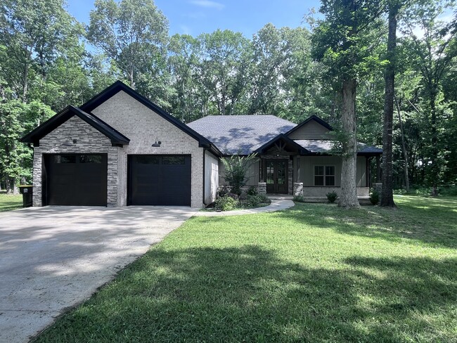 Primary Photo - 206 Bridgewood Dr