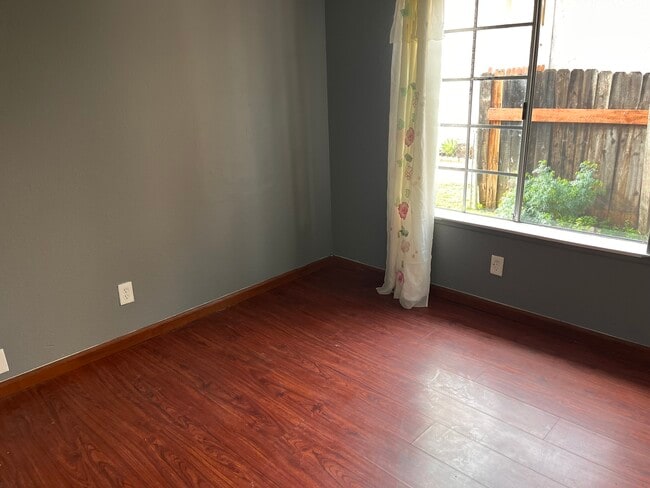 Building Photo - 24418 Electra Ct