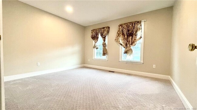 Building Photo - 34 Auburn Knoll