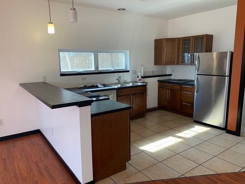 unit 1 kitchen - 14 W 5th St