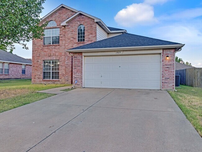 Building Photo - 1029 Magnolia Ln