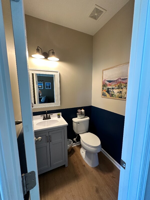 Building Photo - 4 Canberra Ct