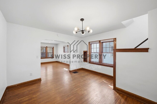 Building Photo - 417 S Huron Ave