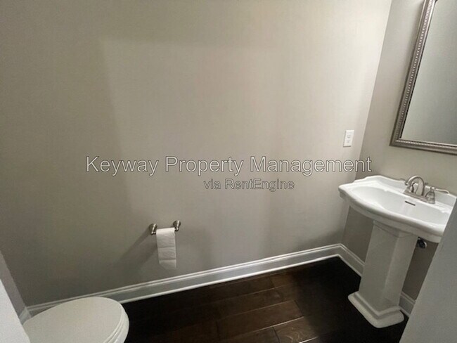 Building Photo - 546 Bunchgrass St