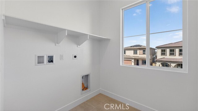 Building Photo - 107 Pansy