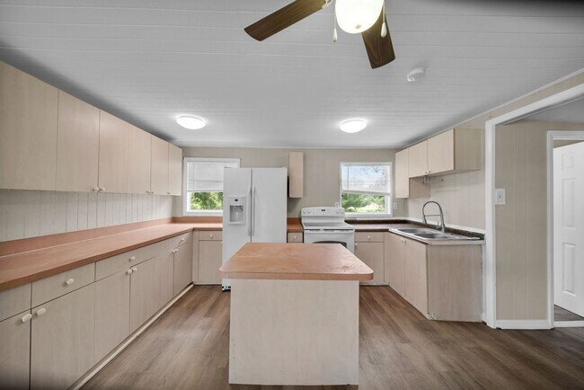Building Photo - 2950 Packinghouse Rd