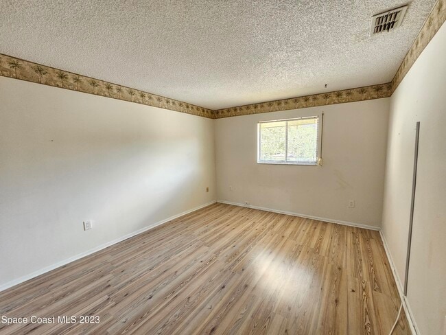 Building Photo - 8779 Cocoa Ct
