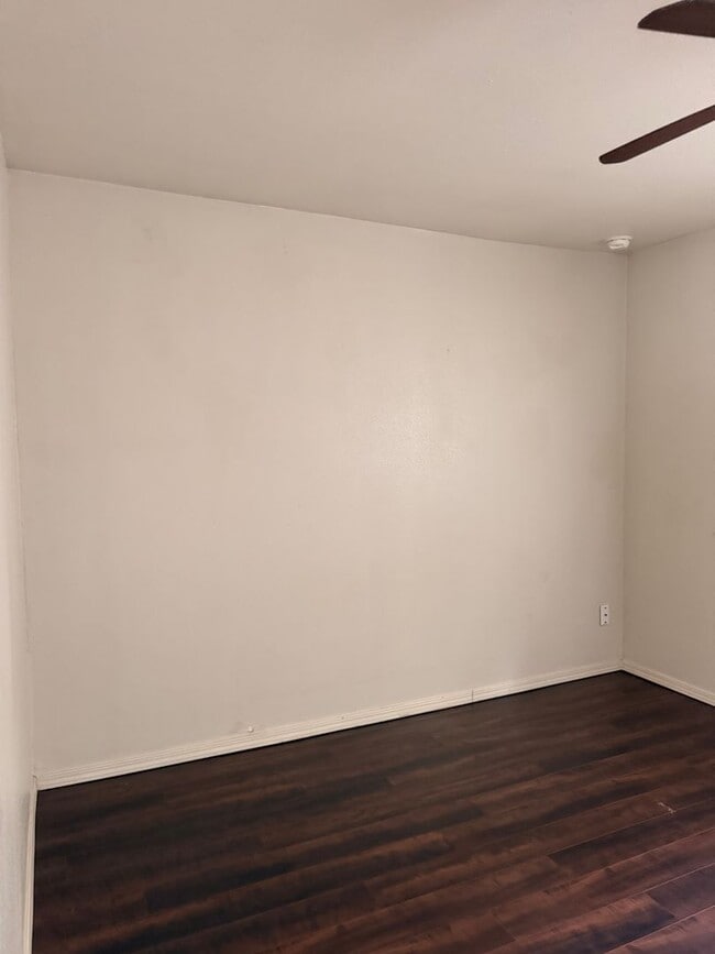 Building Photo - 3346 Stingy Ln