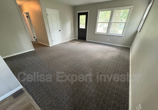 Building Photo - 404 Pursley Dr