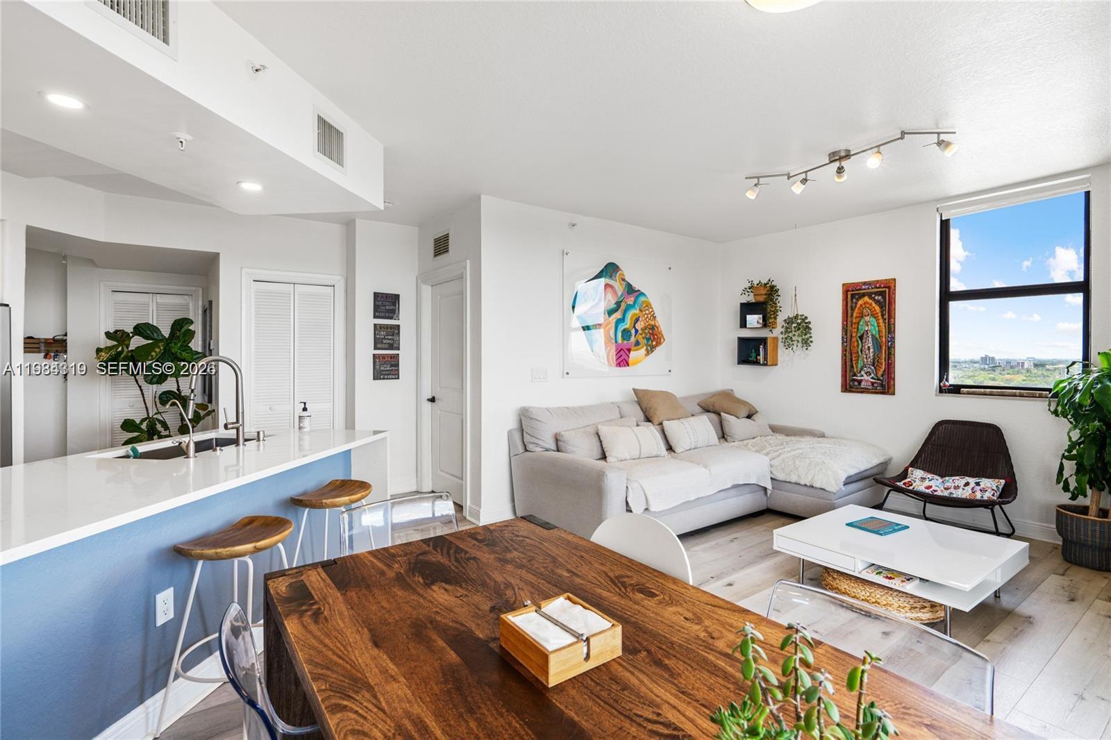 Building Photo - 2301 SW 27th Ave