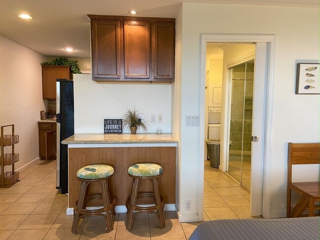 Building Photo - 76-6246 ALII DR