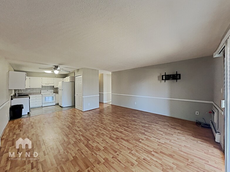 Building Photo - 7020 E Girard Ave